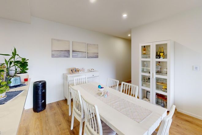 5204/31 Bourton Road Merrimac 4226 - Image 4