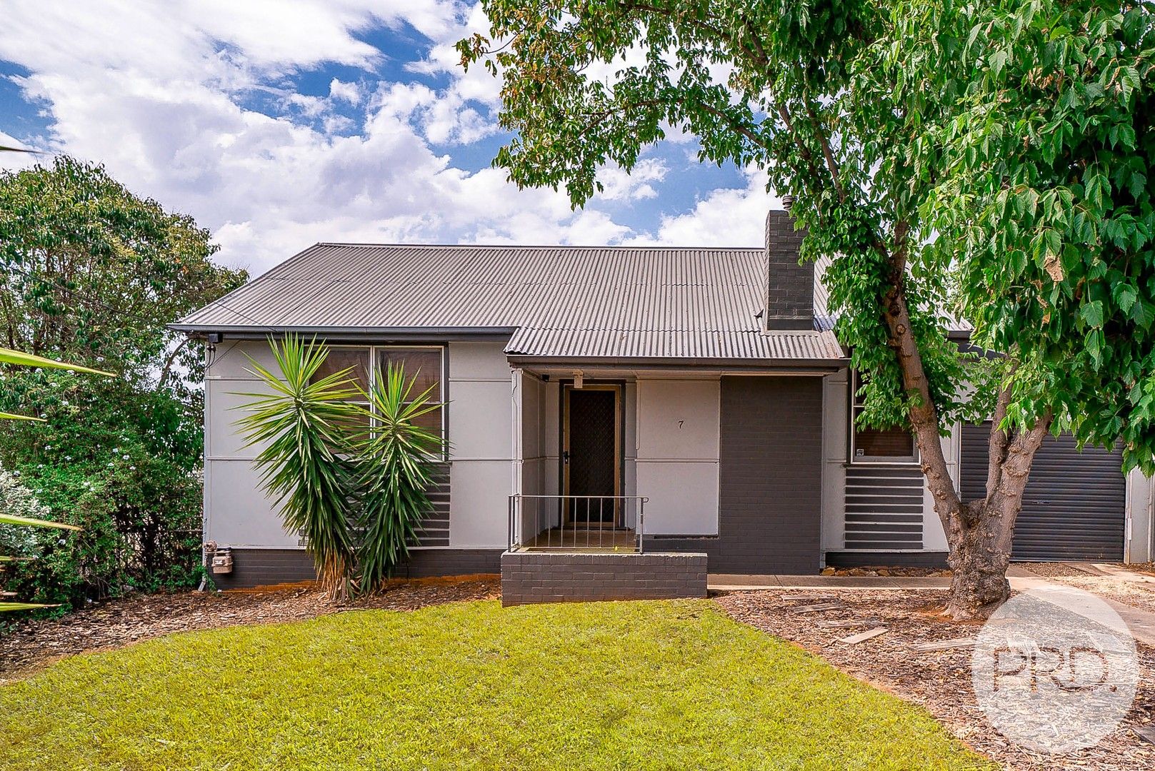 7 Scherger Place, Mount Austin NSW 2650, Image 0