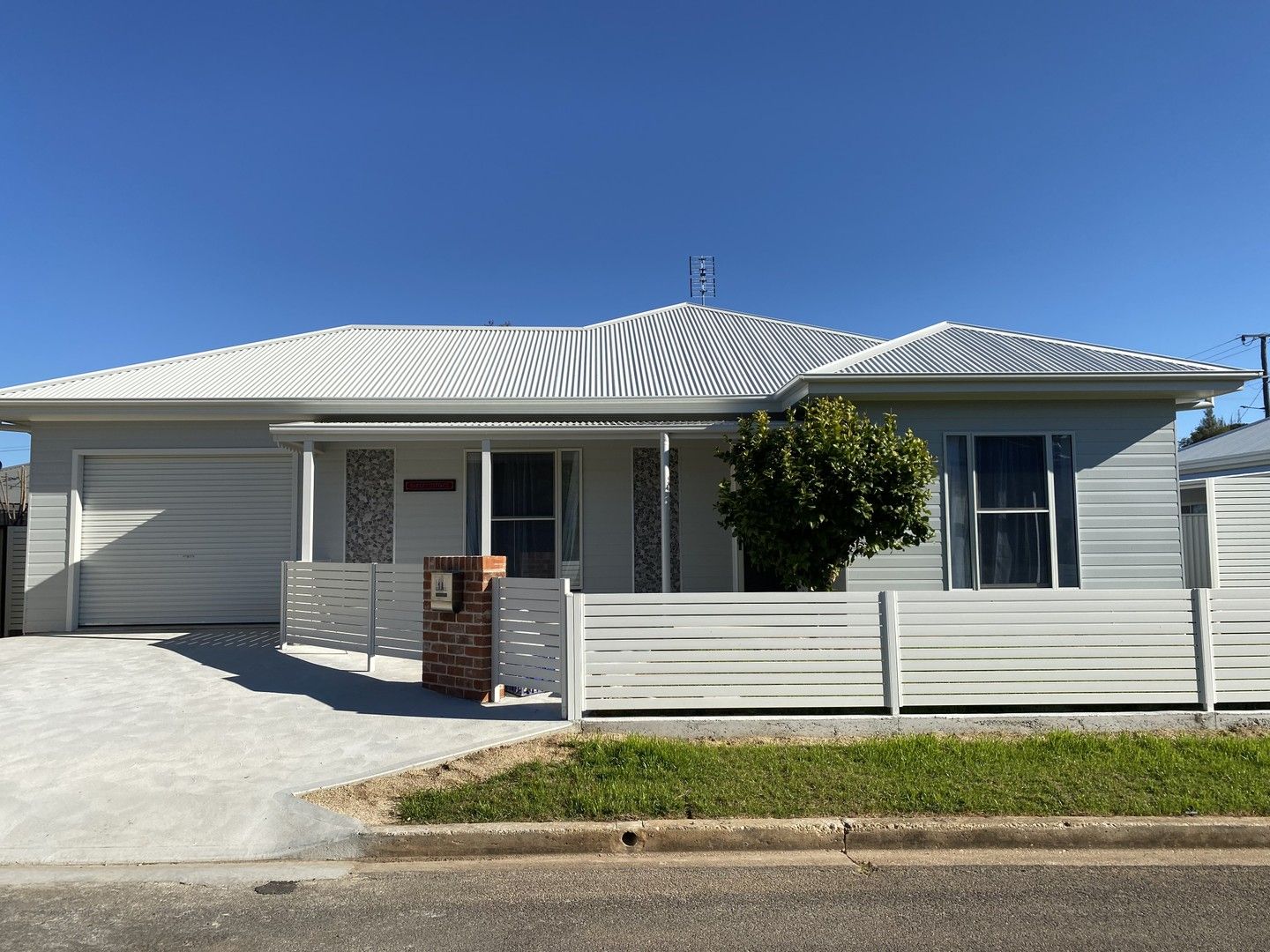 3 bedrooms House in Bakery Lane COWRA NSW, 2794
