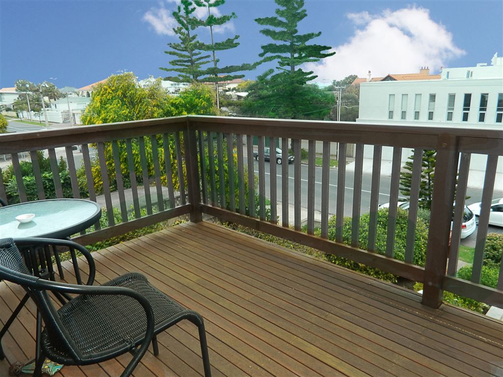 2/144 Seaview Road, Henley Beach South SA 5022, Image 0