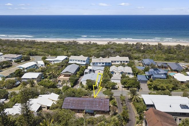 Picture of 1/36 Avocet Parade, PEREGIAN BEACH QLD 4573