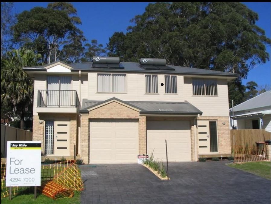 3 bedrooms Townhouse in 24A Robertson Street HELENSBURGH NSW, 2508
