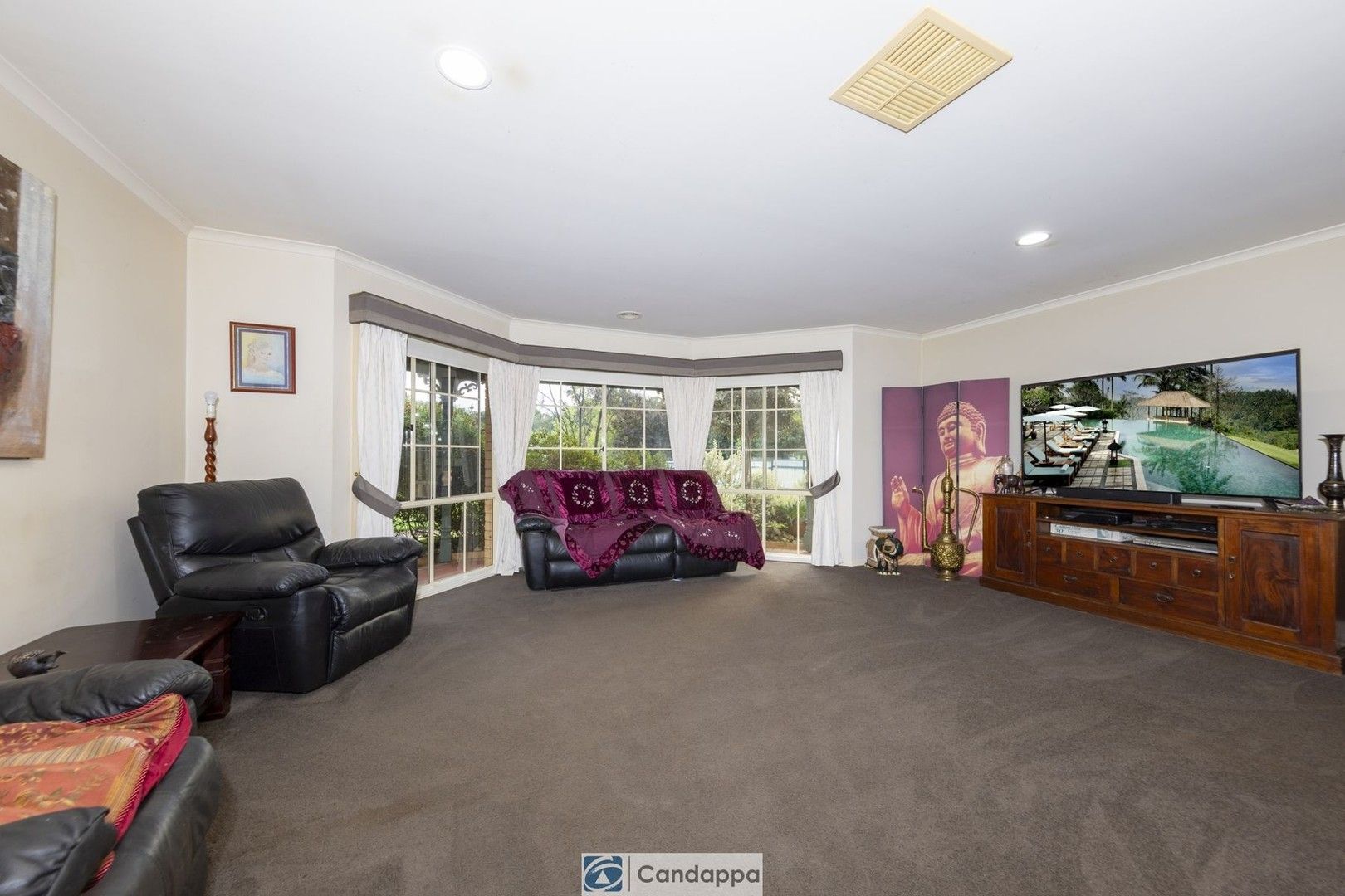 2 Nottingham Court, Drouin VIC 3818, Image 2