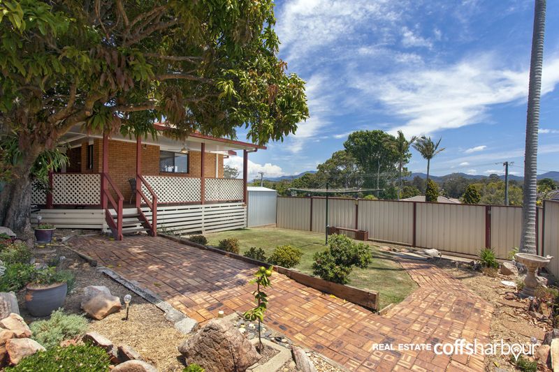 2 Tindara Drive, Sawtell NSW 2452, Image 2