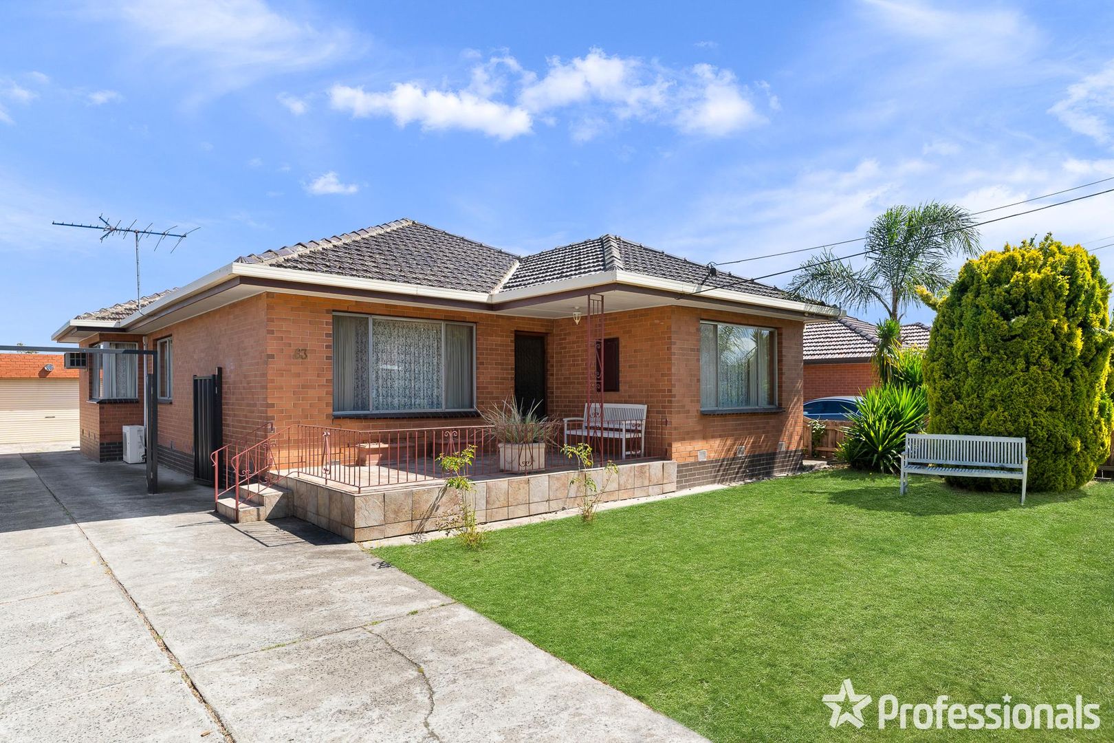 63 Victory Road, Airport West VIC 3042, Image 2