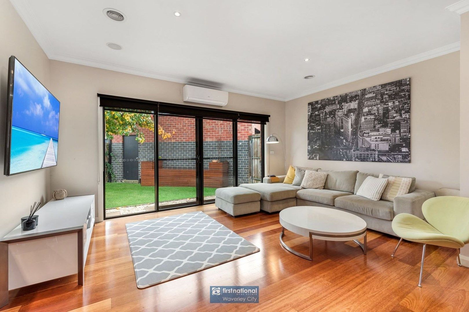 2/2 Salisbury Court, Glen Waverley VIC 3150, Image 0