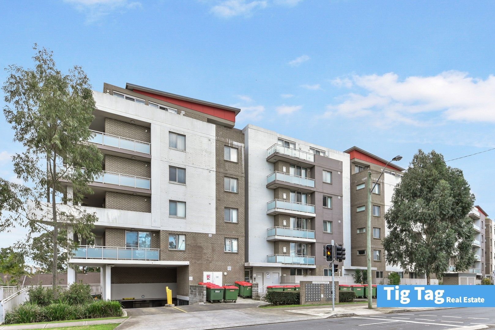 2 bedrooms Apartment / Unit / Flat in 43/21-25 Seven Hills Road BAULKHAM HILLS NSW, 2153