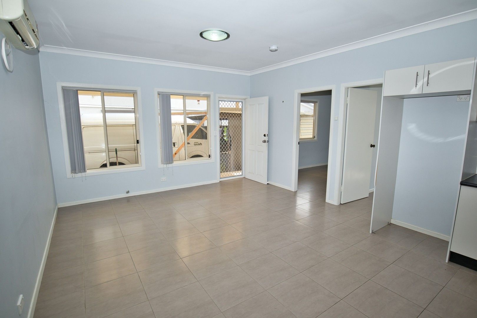 2 bedrooms House in 6A Richardson St MERRYLANDS NSW, 2160