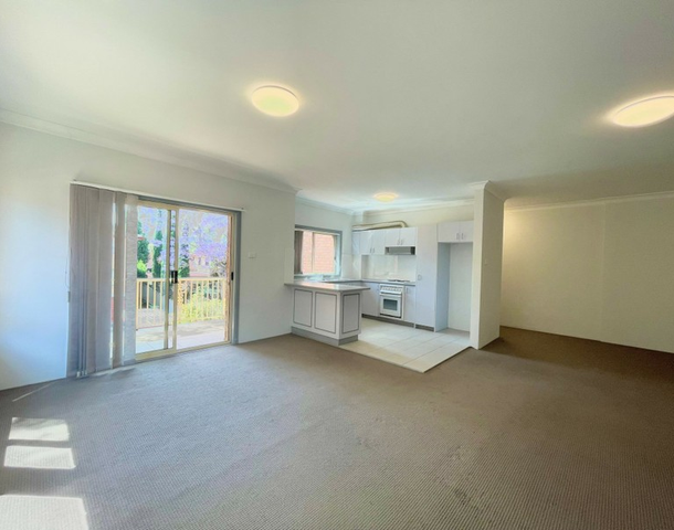 8/3A Queensborough Road, Croydon Park NSW 2133