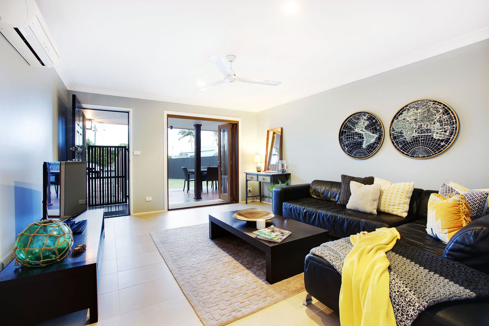 1/14 Logan Avenue, Miami QLD 4220, Image 2