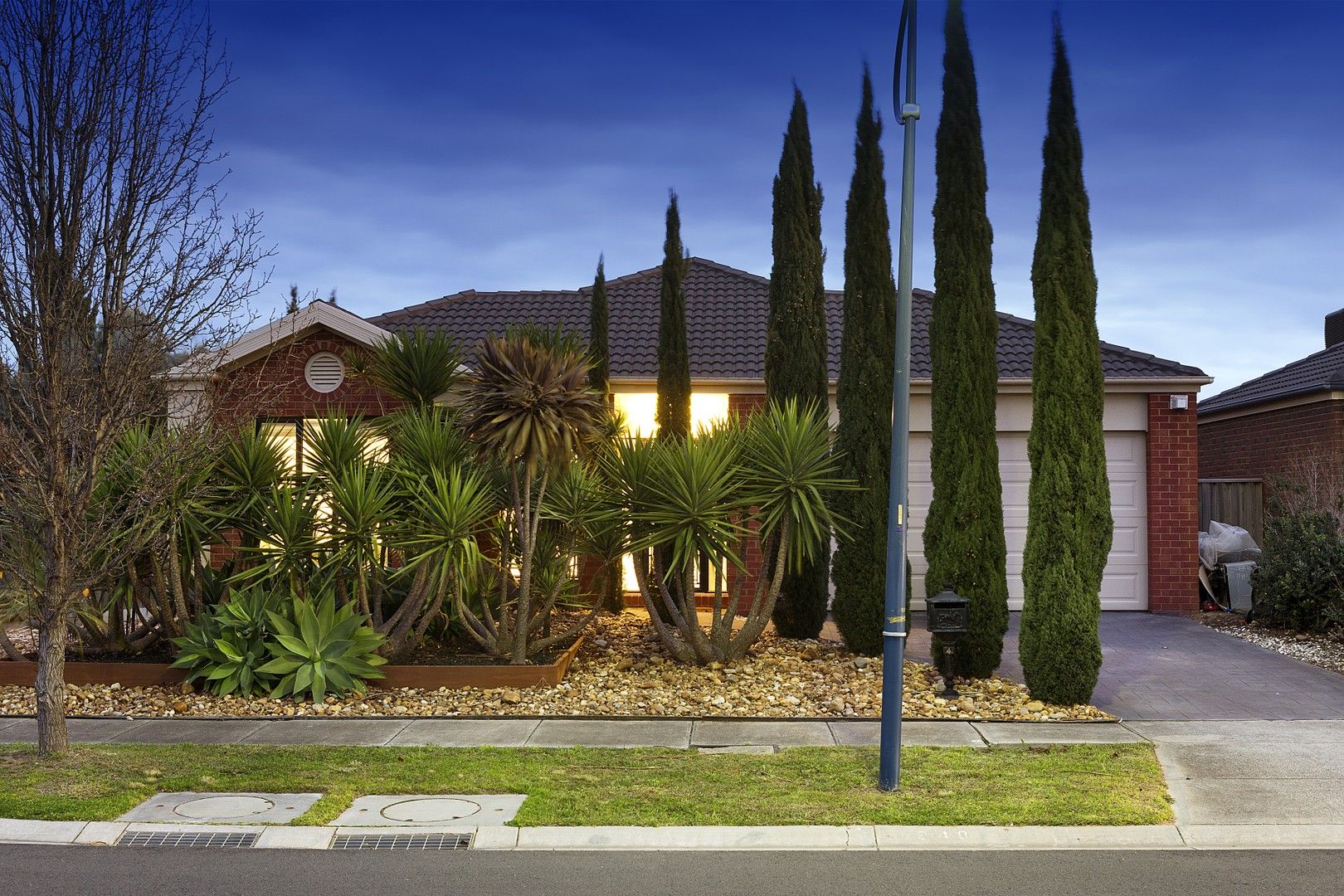 3 bedrooms House in 4 Pesaro Place POINT COOK VIC, 3030