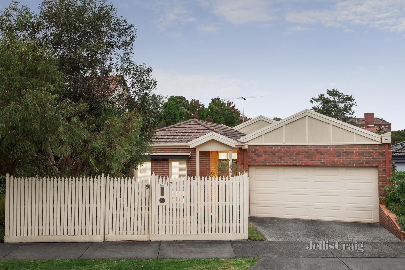 17 Lynden Street, Camberwell VIC 3124, Image 0