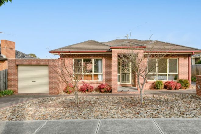 Picture of 1/115 Rathcown Road, RESERVOIR VIC 3073