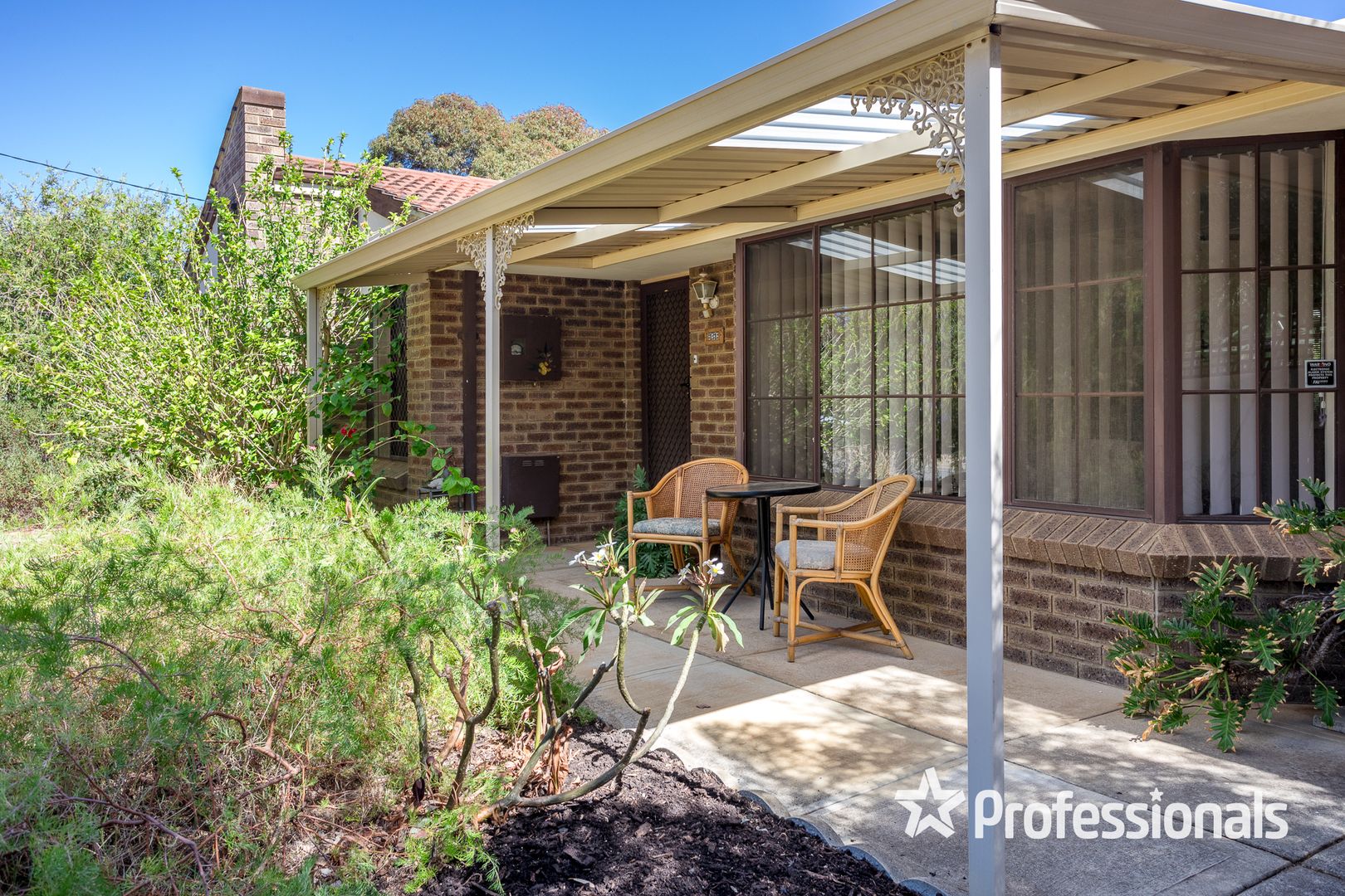 11 Duri Street, Armadale WA 6112, Image 2