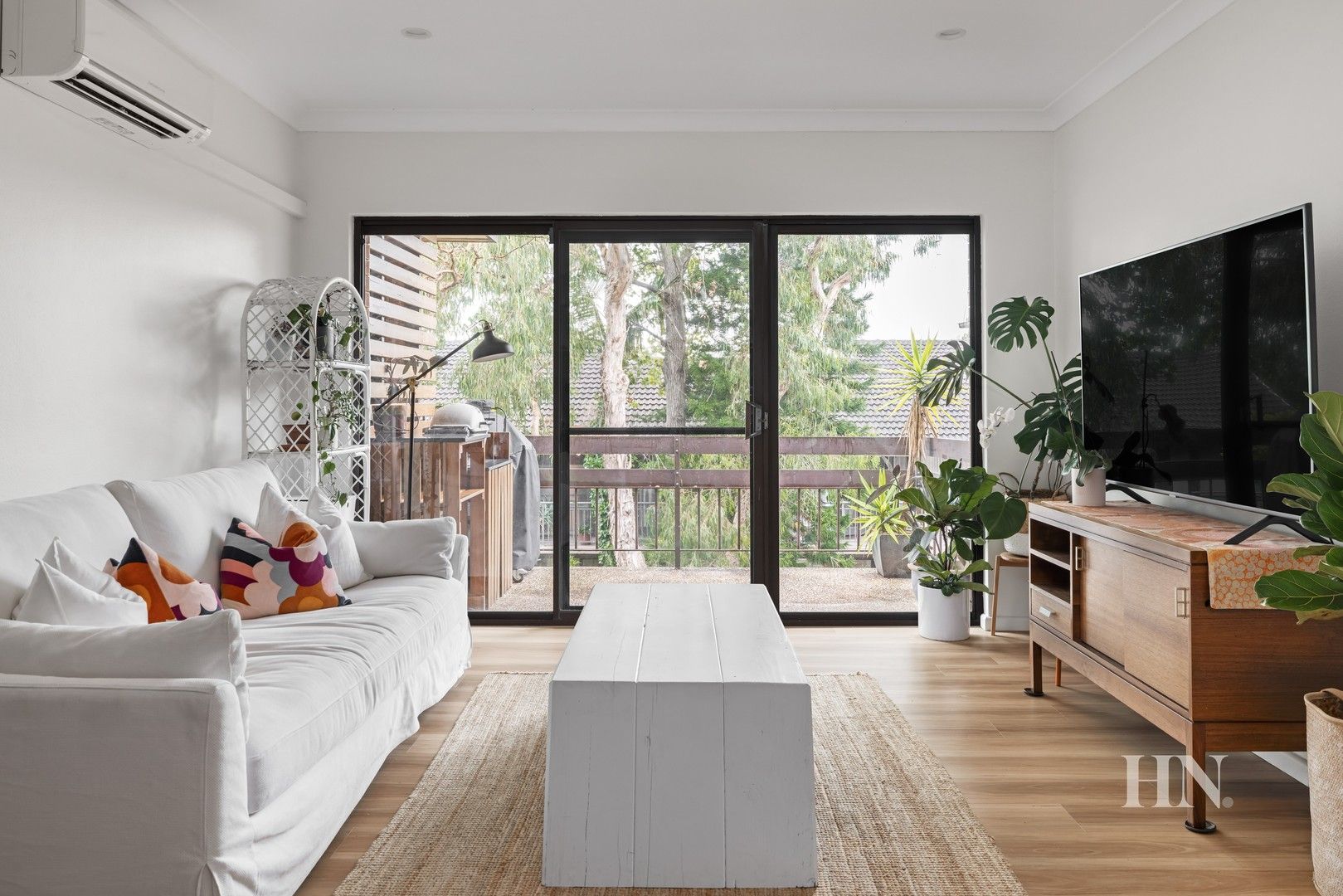 2 bedrooms Apartment / Unit / Flat in 11/116-118 Edenholme Road WAREEMBA NSW, 2046