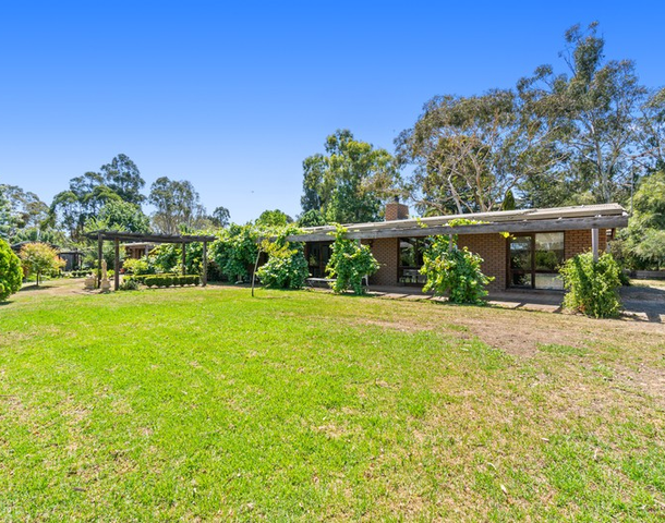 332 Redbank Road, Stratford VIC 3862