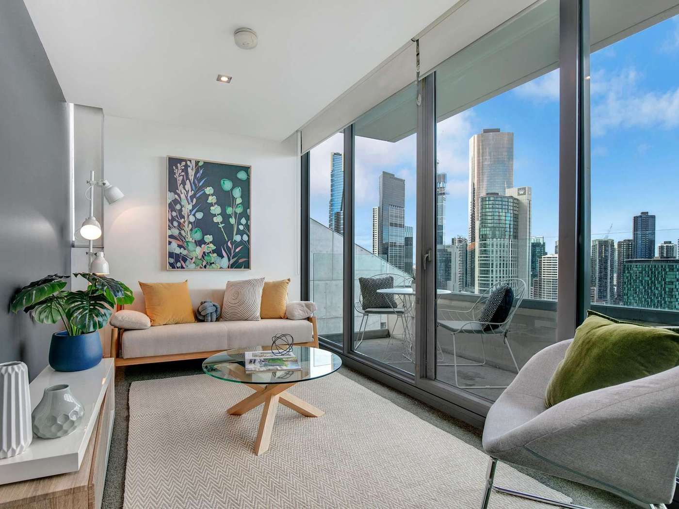2 bedrooms Apartment / Unit / Flat in 8 Downie Street MELBOURNE VIC, 3000