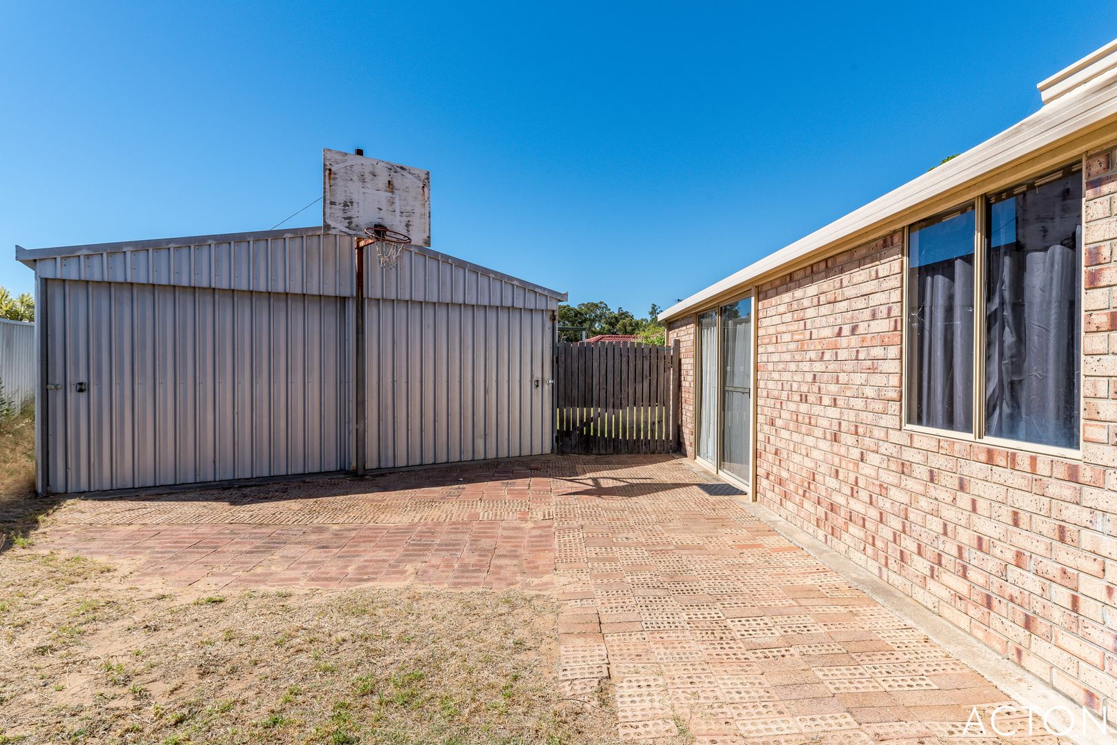 2 Dante Place, Greenfields WA 6210, Image 1