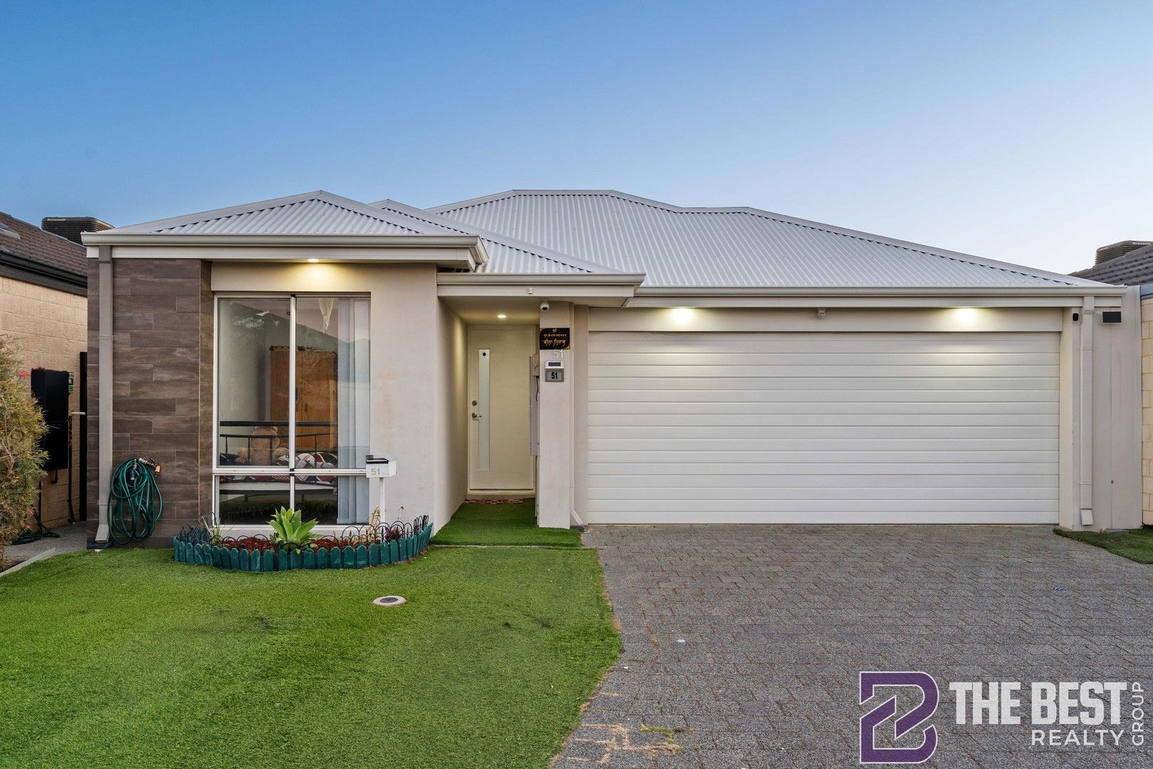 3 bedrooms House in 51 Minnie Grove HILBERT WA, 6112