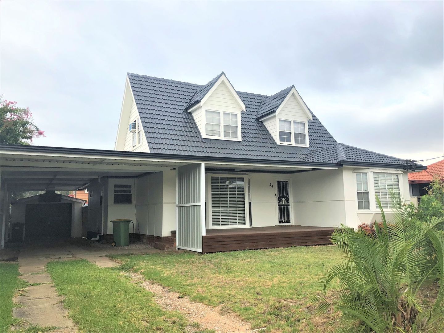 34 Chadwick Crescent, Fairfield West Property History & Address