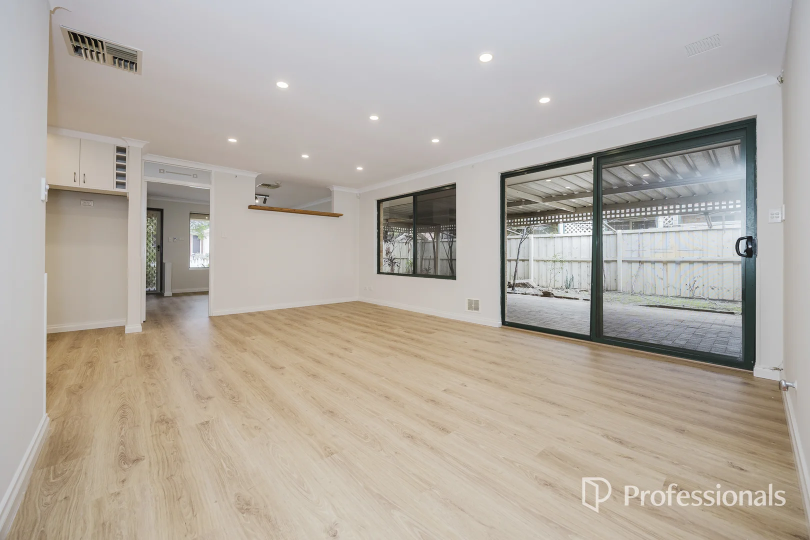 Additional image 14 of 32 Parrotbush Crescent, Ellenbrook WA 6069