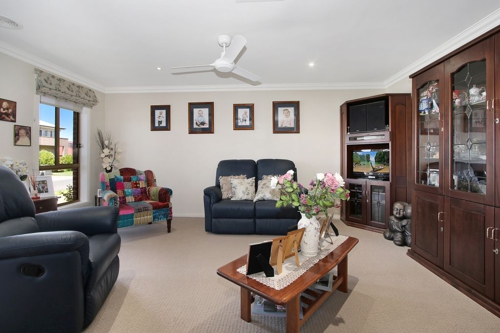 12 Darga Pl, Springdale Heights NSW 2641, Image 2