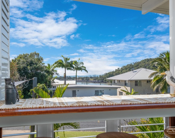 10 Prospect Street, Rosslyn QLD 4703