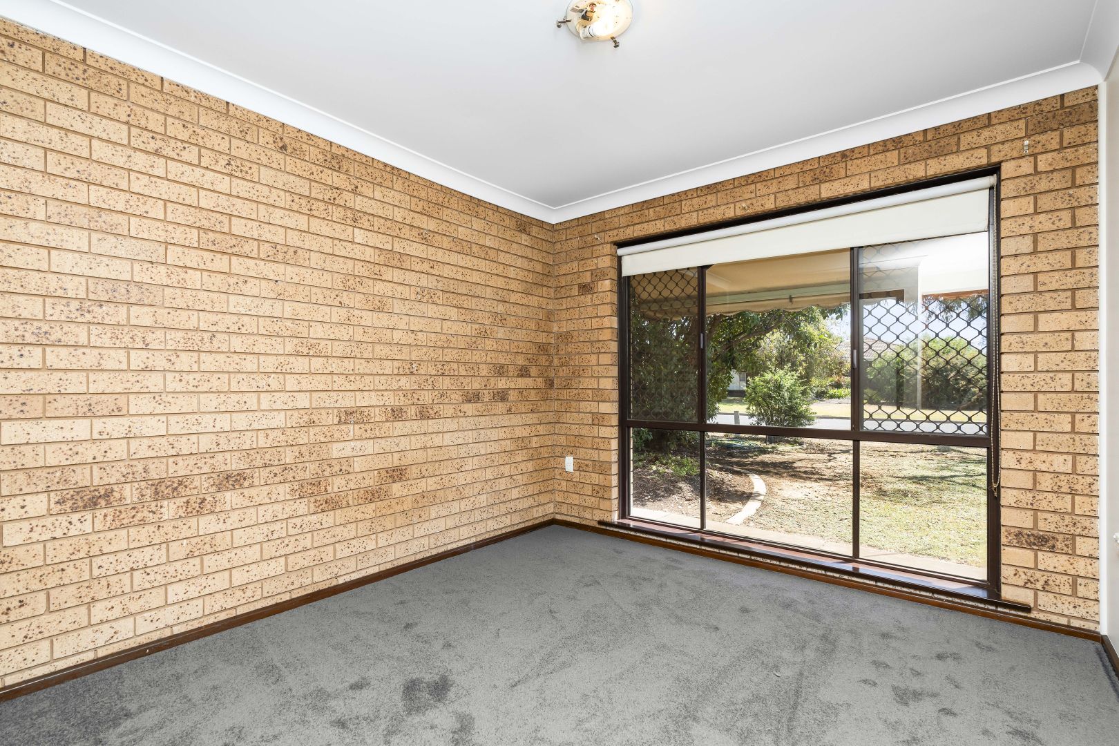 1-5/20 Bulolo Street, Ashmont NSW 2650, Image 2