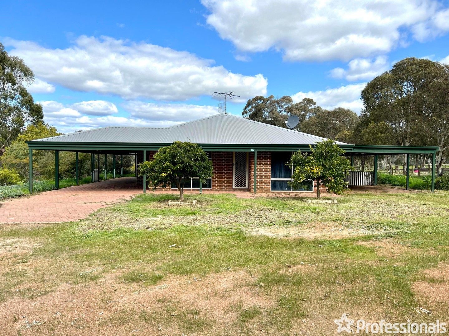 158 Tamma Road, Bakers Hill WA 6562, Image 0