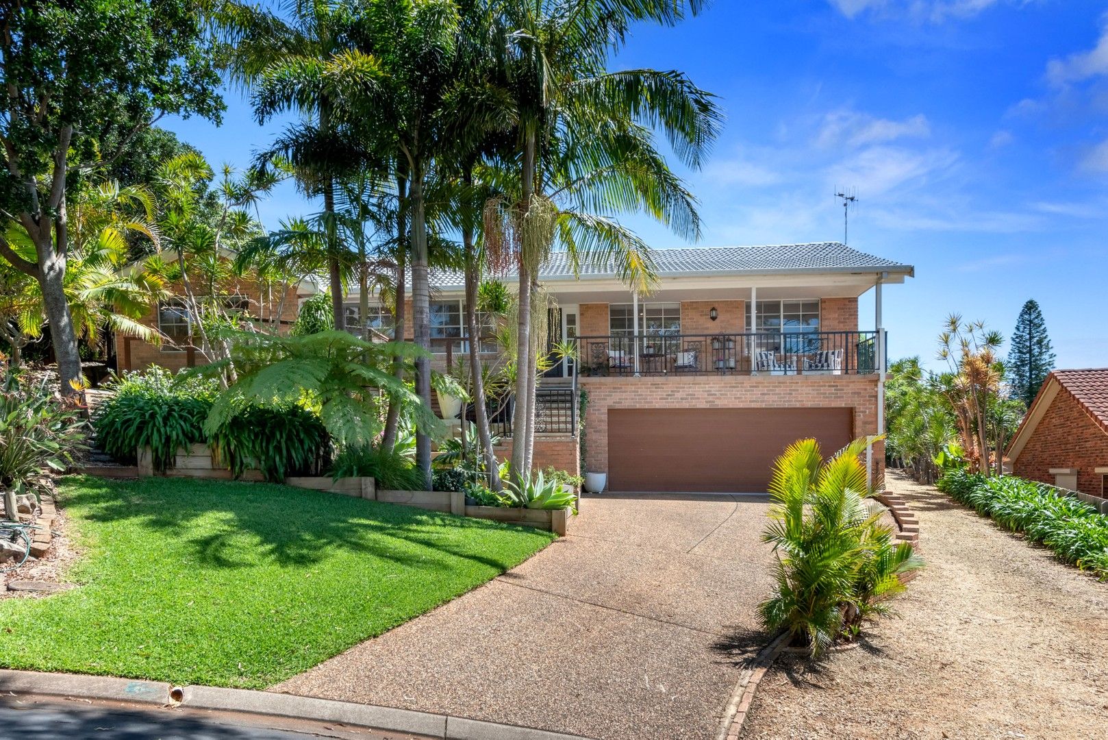 4 bedrooms House in 6 Skye Court PORT MACQUARIE NSW, 2444