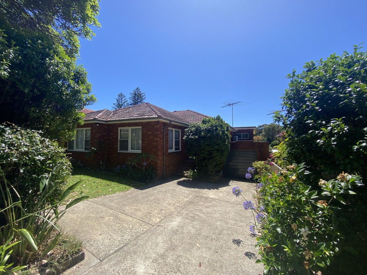 4 bedrooms House in 32 Miller Street KINGSGROVE NSW, 2208