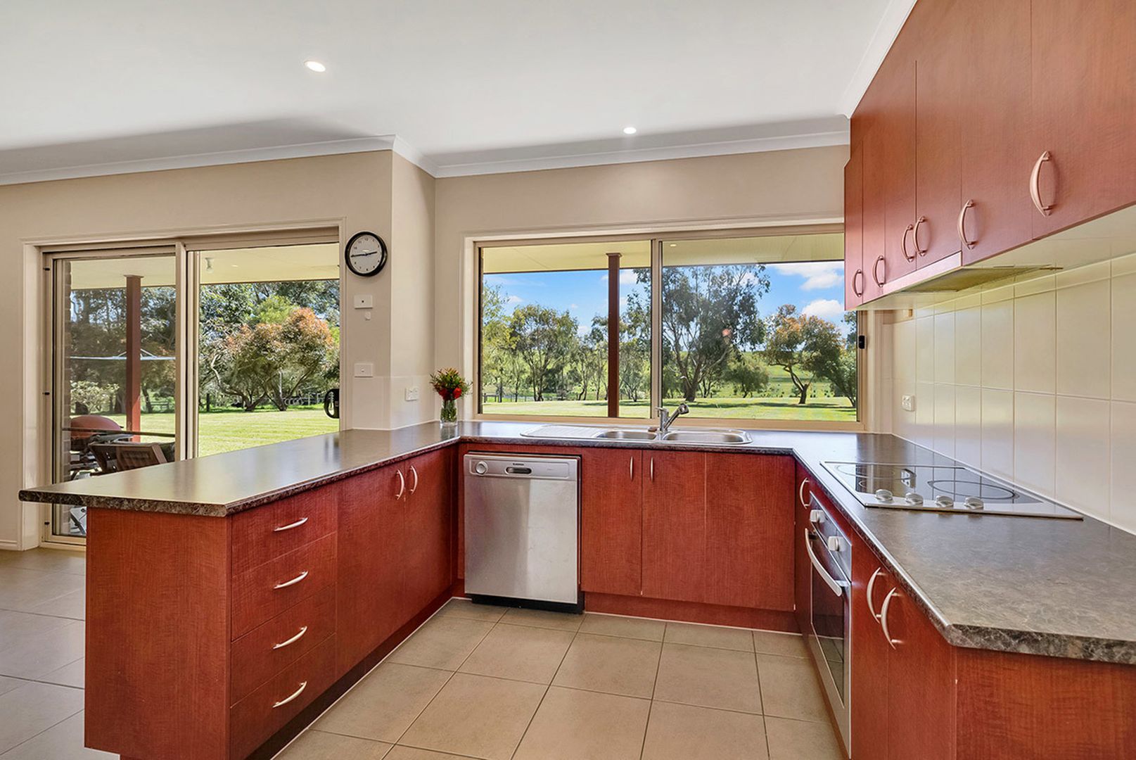 3431 Hopkins Highway, Ellerslie VIC 3265, Image 2