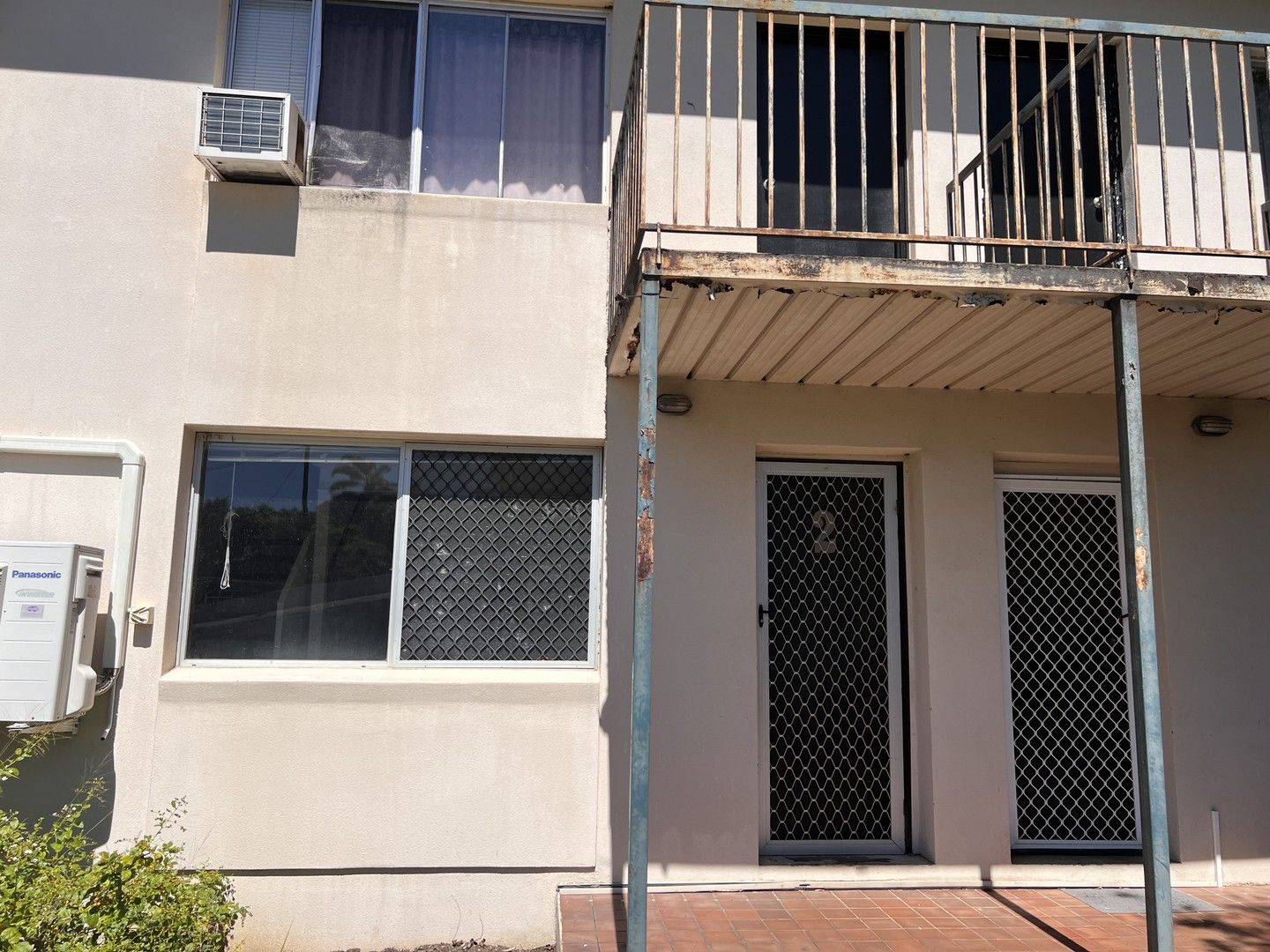 2/96108 Philip Street, South Gladstone QLD 4680 Apartment For Rent