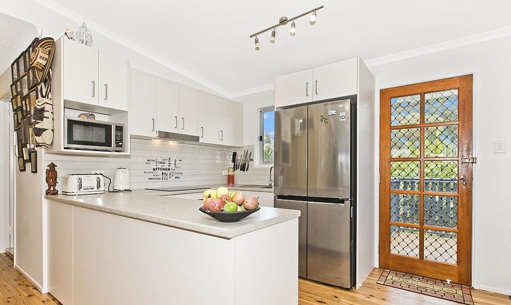 33 Brockway Street, KippaRing QLD 4021 House For Rent Domain