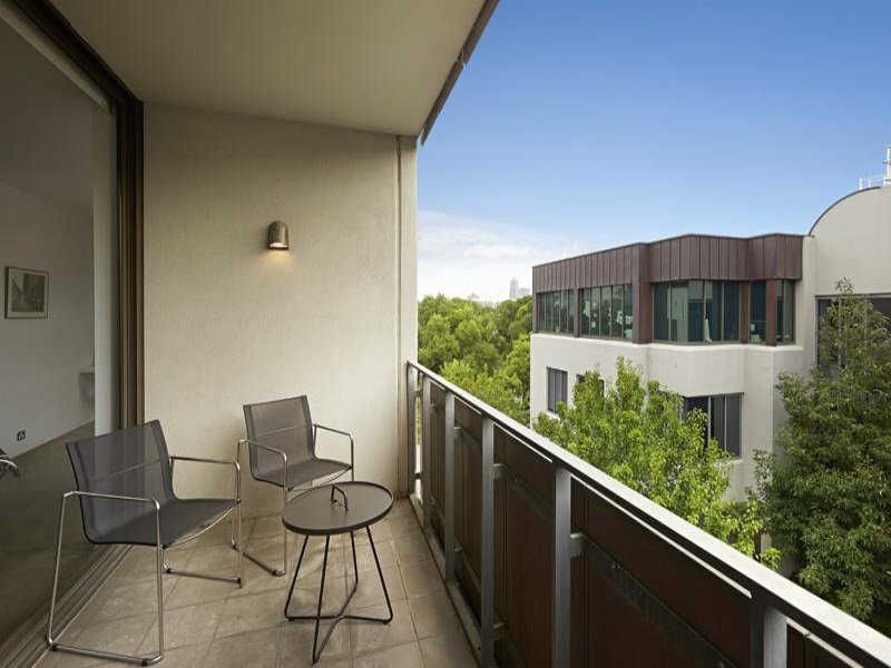 1 bedrooms Apartment / Unit / Flat in 6/8 Charles St EAST MELBOURNE VIC, 3002
