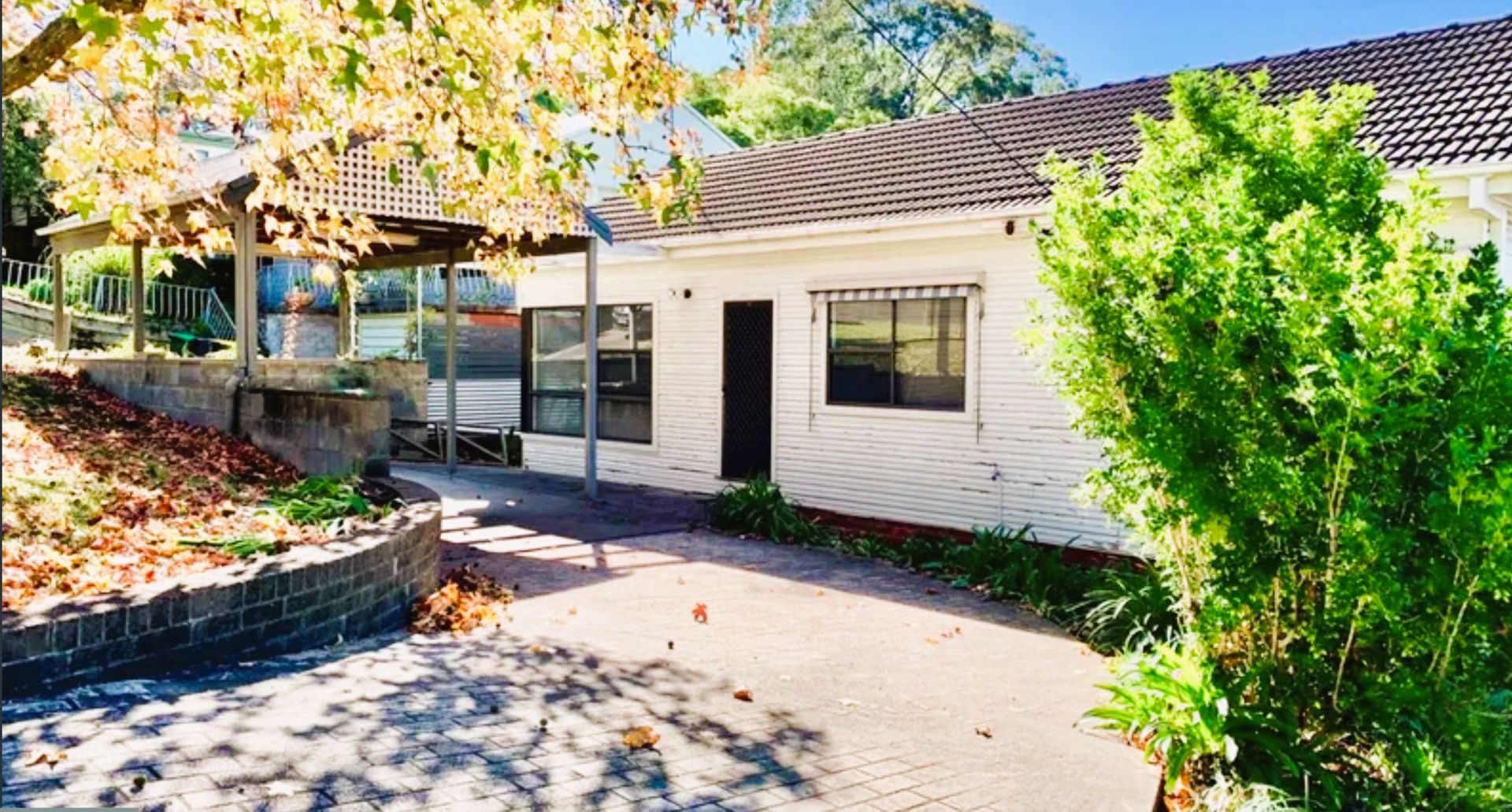 96 Roslyn Avenue, Charlestown Property History & Address Research