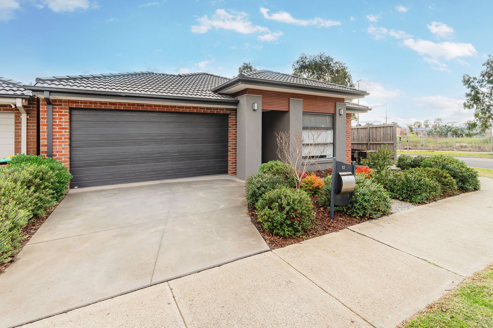 12 Eucalyptus Road, Diggers Rest VIC 3427, Image 2