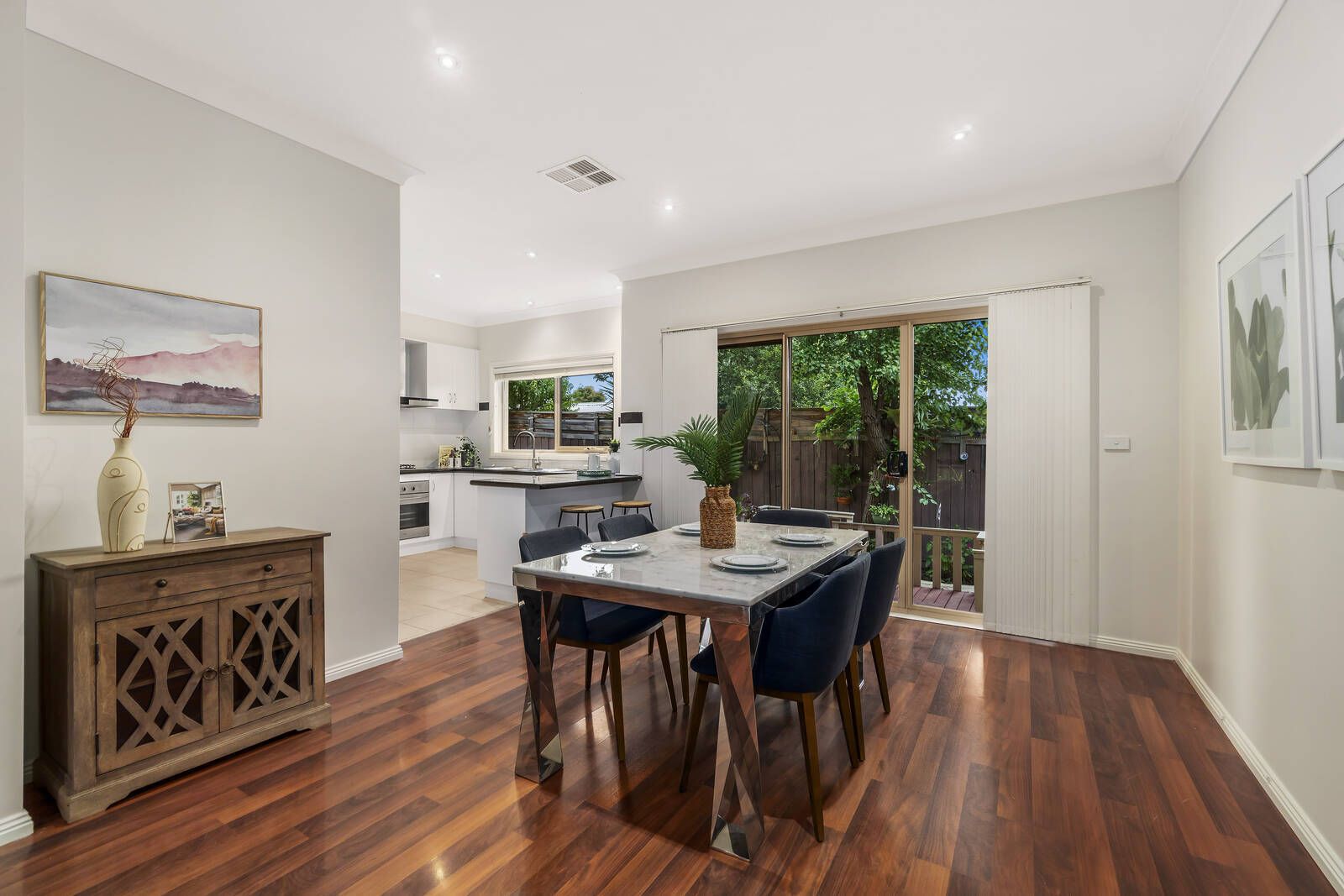 2/275 Springfield Road, Nunawading VIC 3131, Image 2