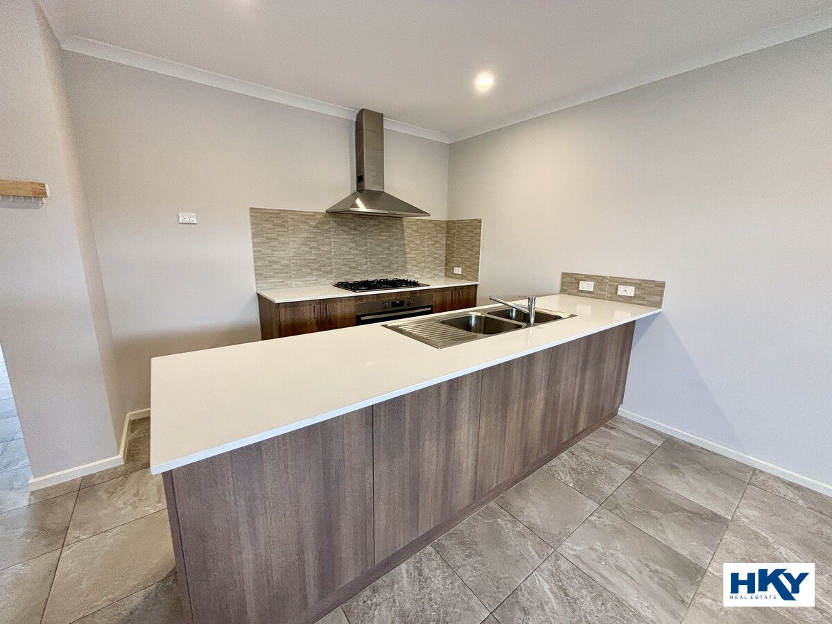 10 Yalmy Street, Brabham WA 6055, Image 2