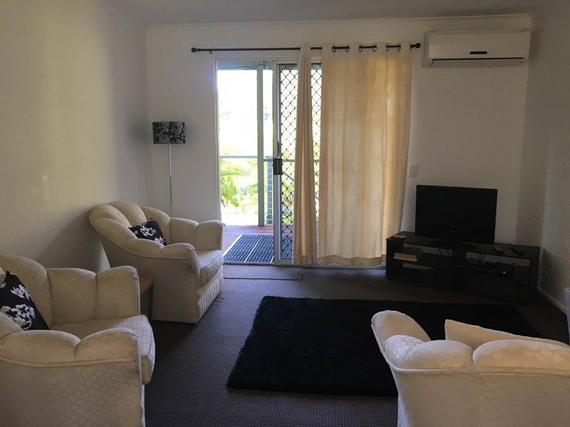 2 bedrooms Apartment / Unit / Flat in 23/6 Saint Martins Lane CANNONVALE QLD, 4802
