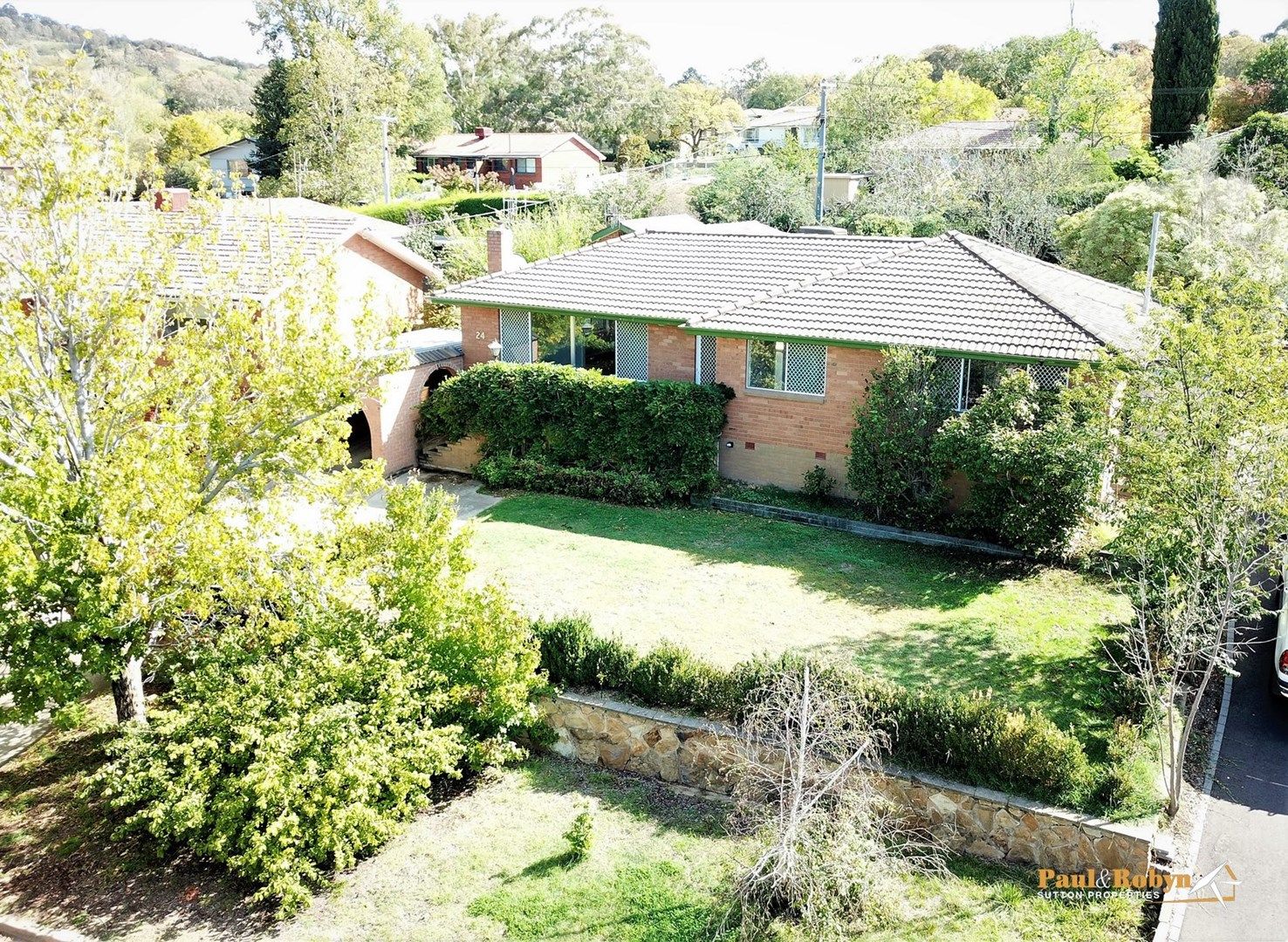 5 bedrooms House in 24 Clarkson Street PEARCE ACT, 2607