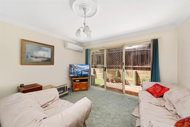 3 Topper Place, Englorie Park NSW 2560, Image 2