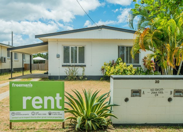 30A Earl Street, Westcourt QLD 4870