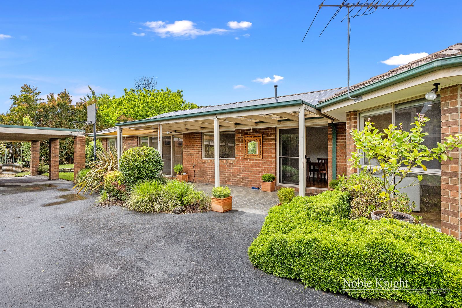 16 Emary Court, Yarra Glen VIC 3775, Image 2