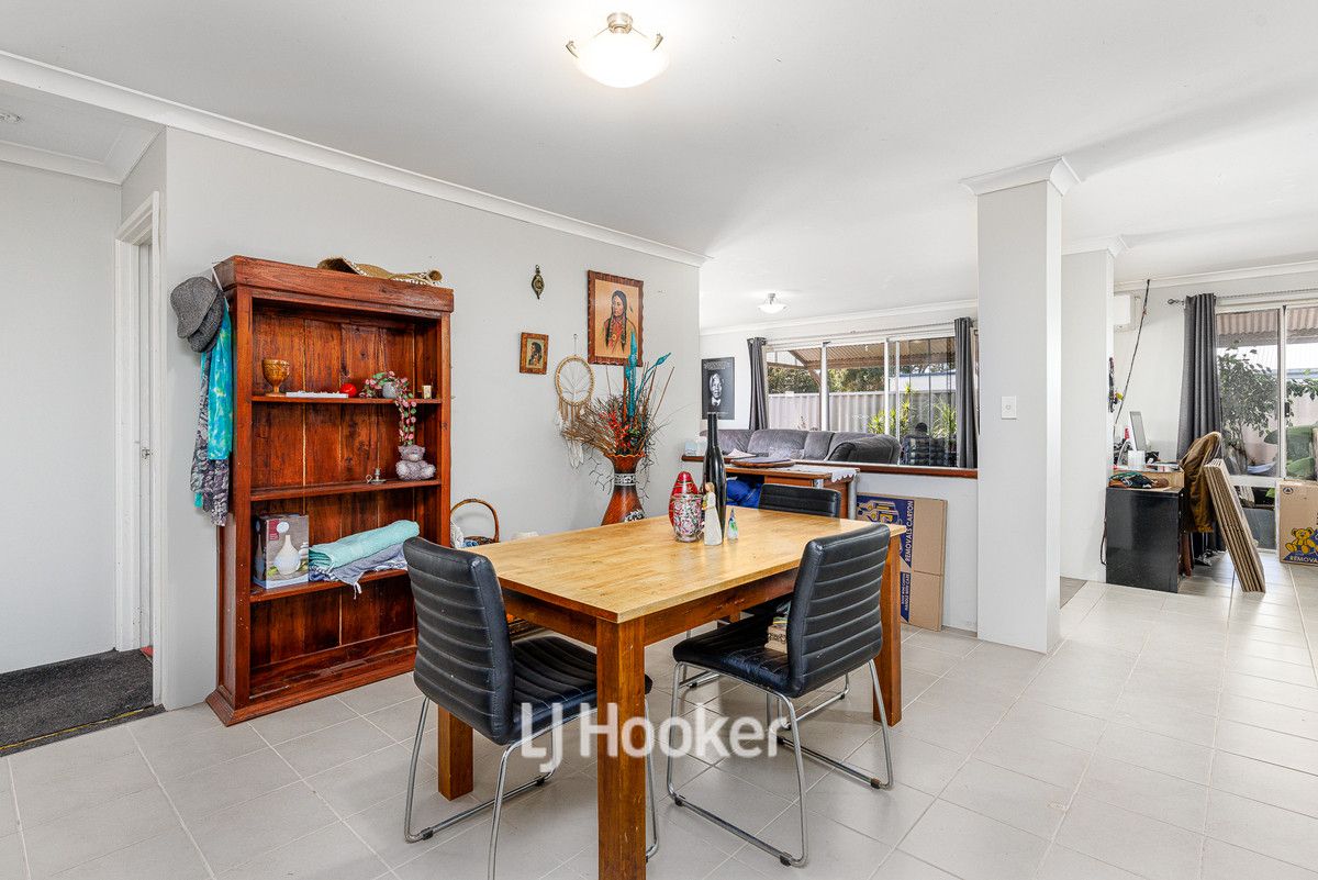 16 Meredith Way, Usher WA 6230, Image 2