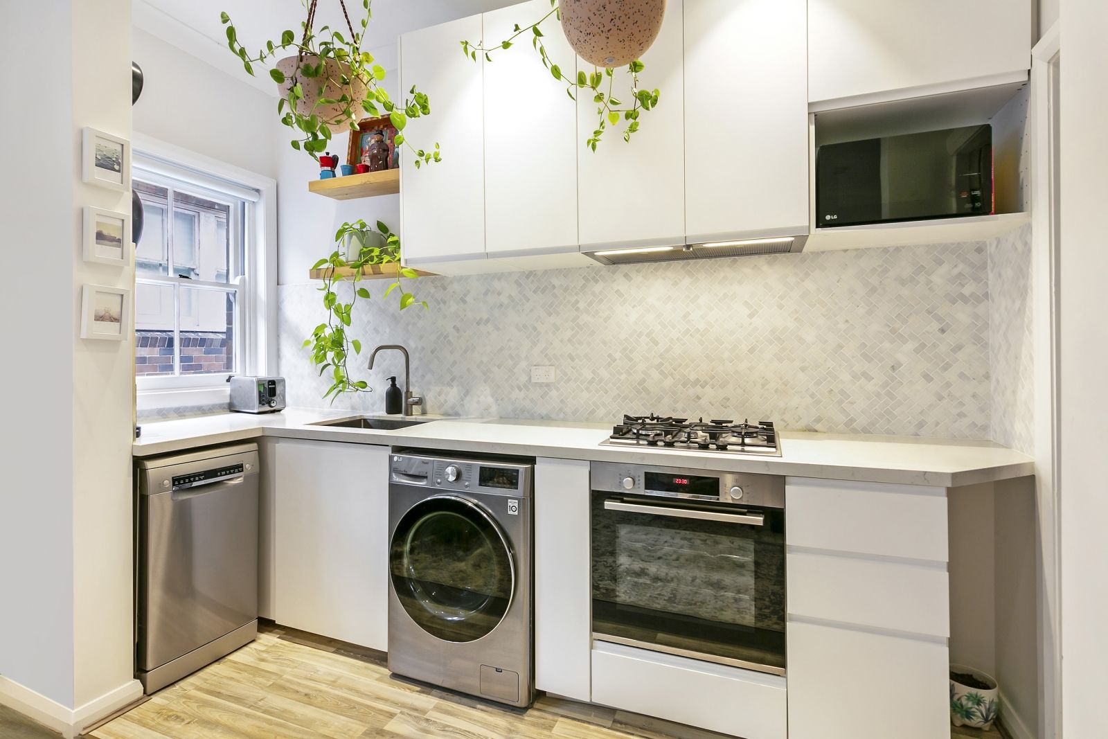 1 bedrooms Apartment / Unit / Flat in 9/107 Ebley Street BONDI JUNCTION NSW, 2022