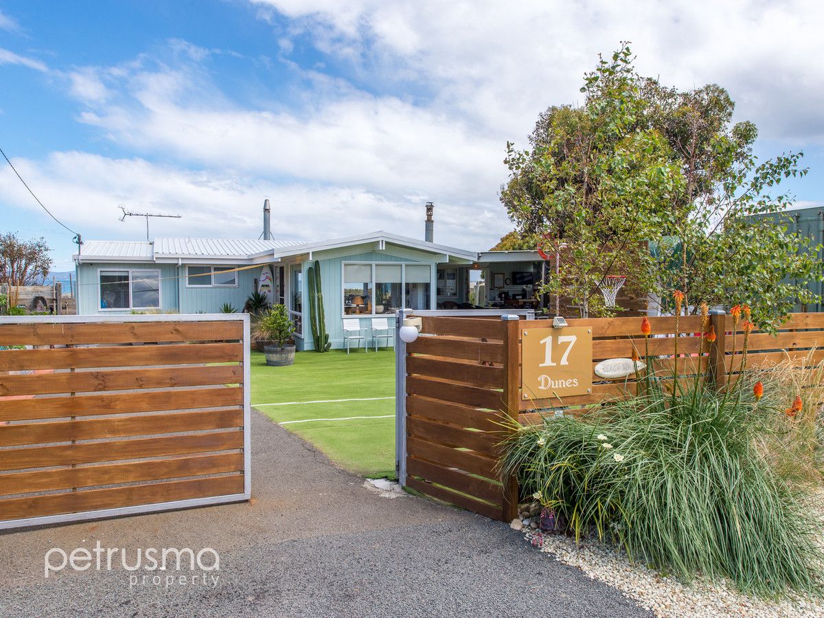 17 Petrel Street, Primrose Sands TAS 7173, Image 0