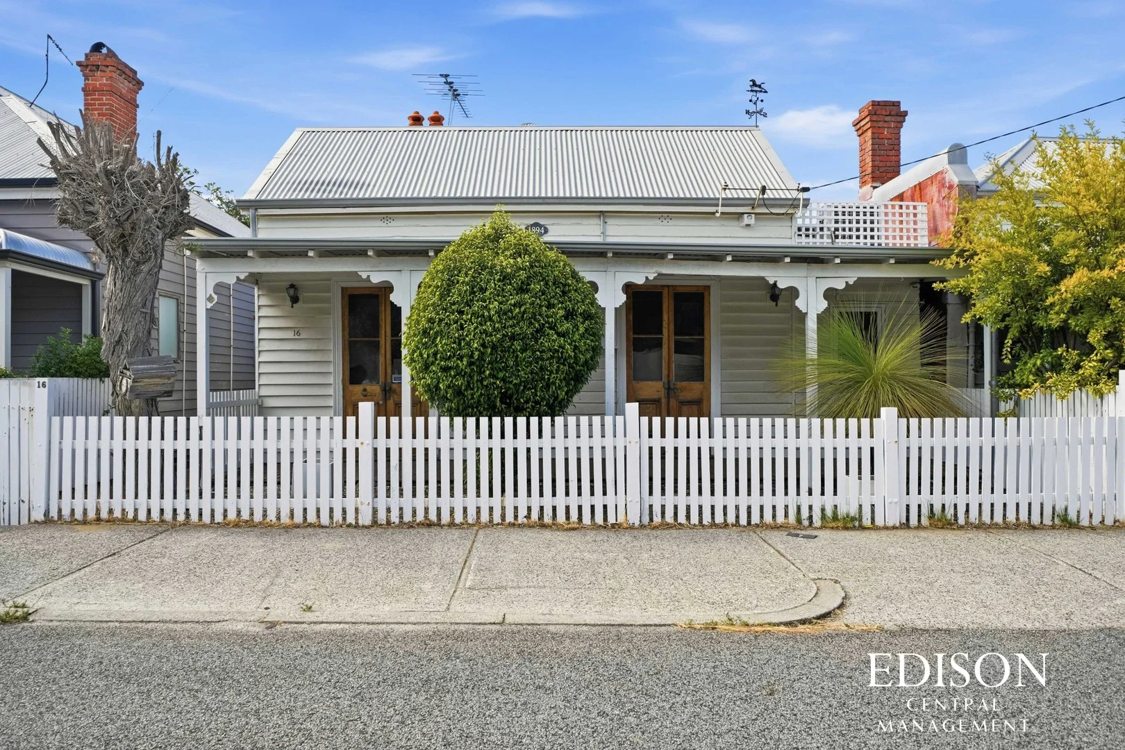 16 Dangan Street, Perth WA 6000