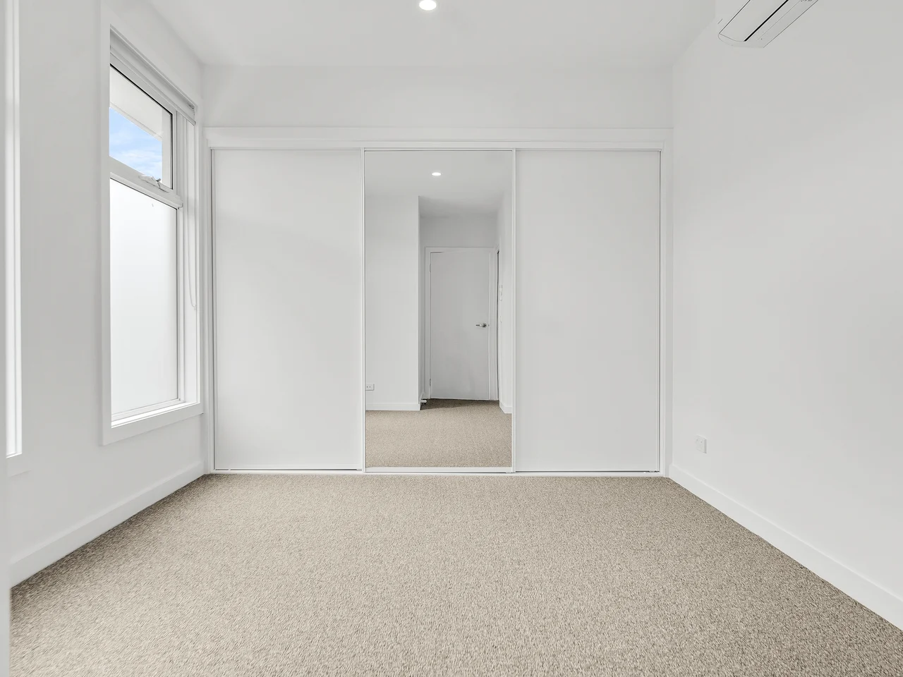 Additional image 7 of 2/17 Larbert Road, Noble Park VIC 3174