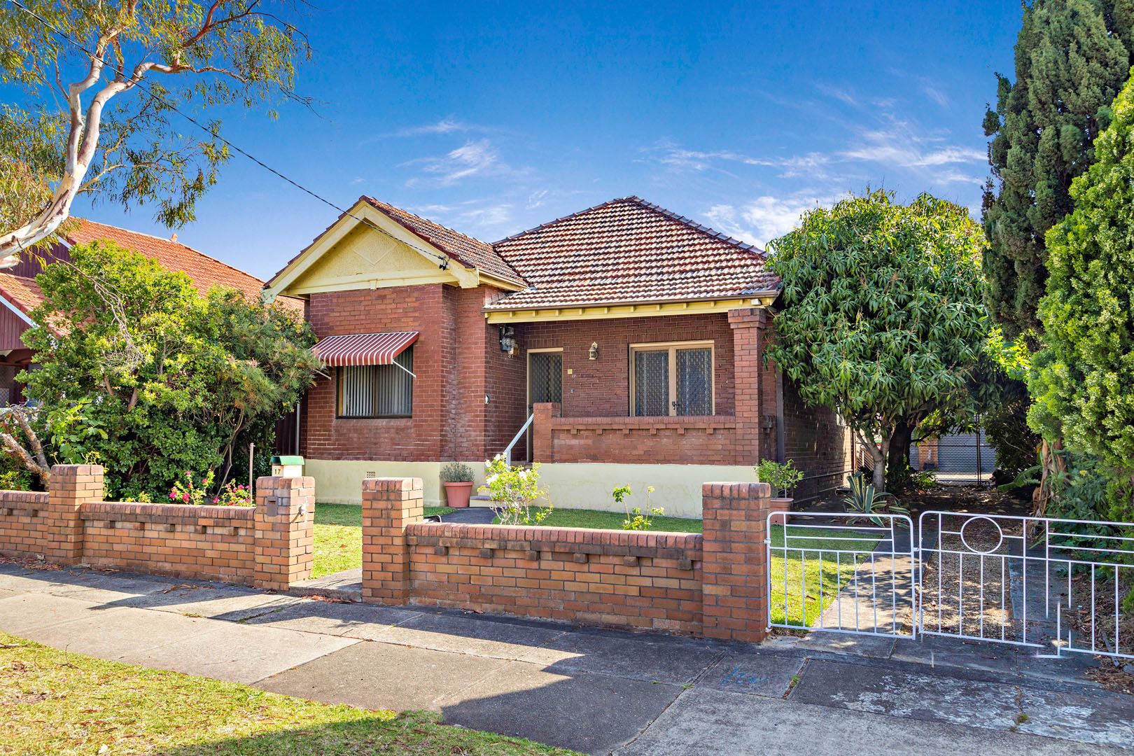 17 Robertson Street, Campsie NSW 2194, Image 0